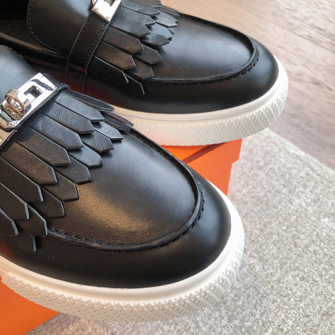 GAME SLIP-ON SNEAKER BLACK WITH TASSELS CALFSKIN - 35