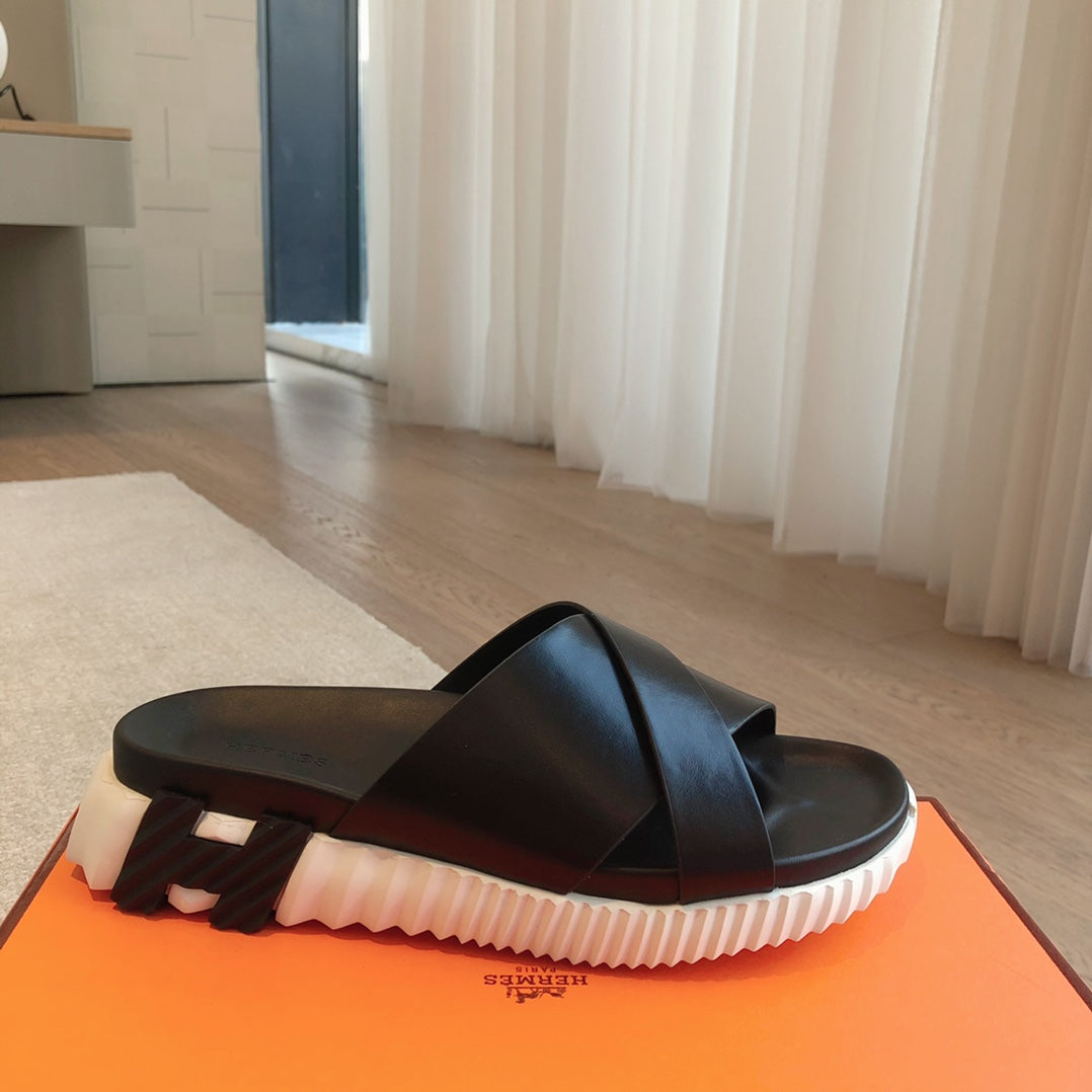 INFRA SANDAL BLACK CALFSKIN - 35