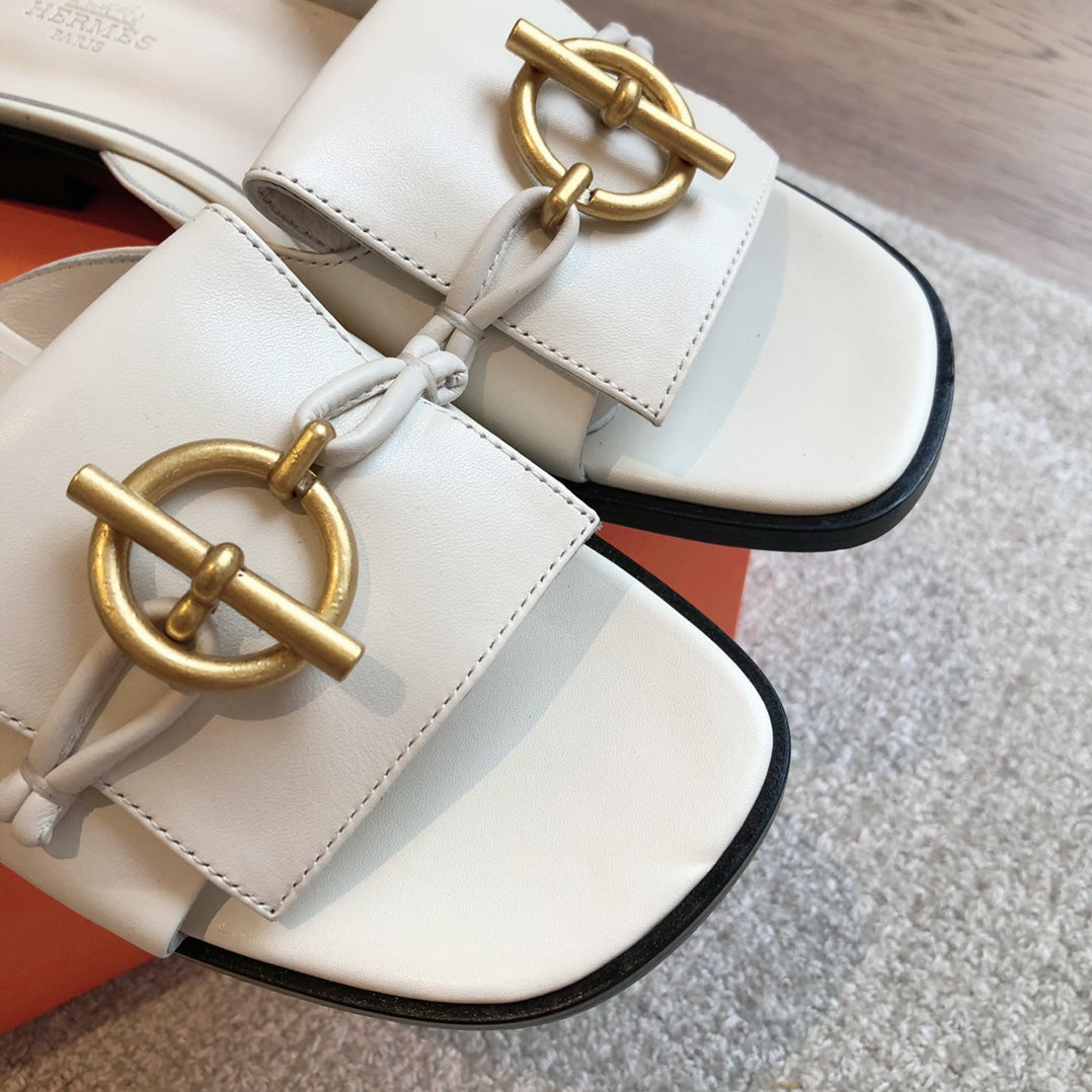 ISLE SANDAL WHITE CALFSKIN - 35