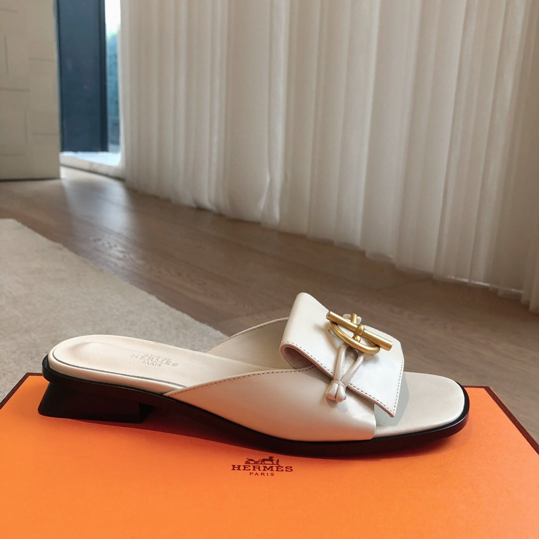 ISLE SANDAL WHITE CALFSKIN - 35