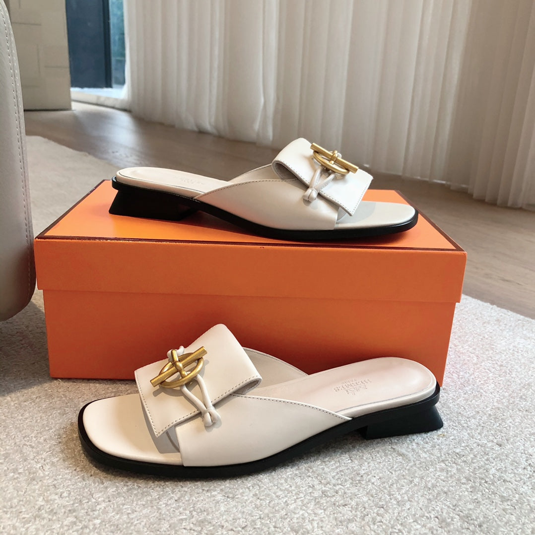 ISLE SANDAL WHITE CALFSKIN - 35