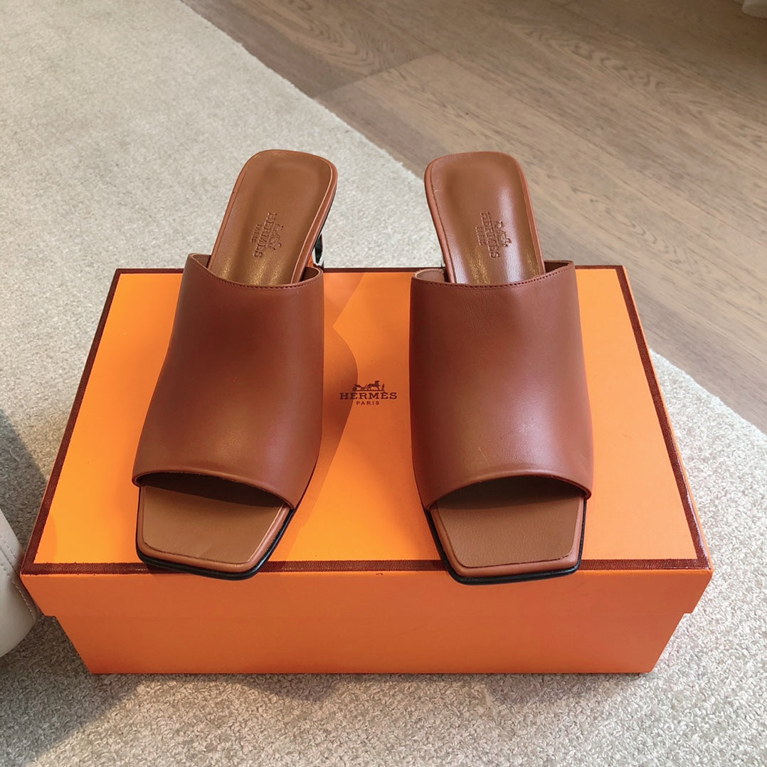 ICONIQUE 60 SANDAL CARAMEL CALFSKIN - 35