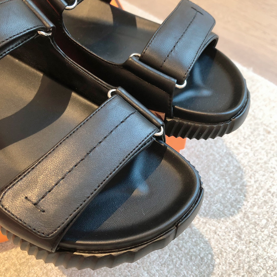 DAD SANDALS IN BLACK CALFSKIN AND RUBBER - 35