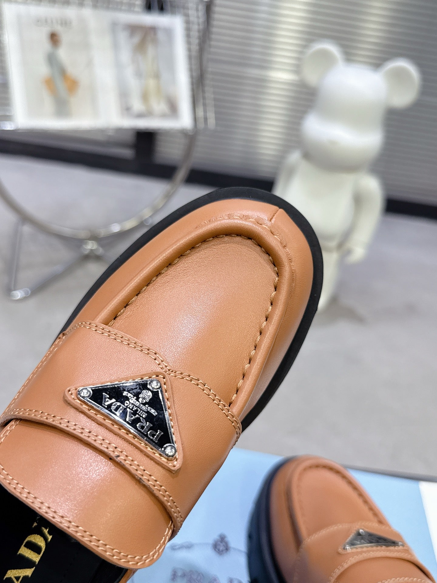 PRADA 25S THICK-SOLE LOAFERS 60 MM IN COGNAC BROWN CALFSKIN - 35