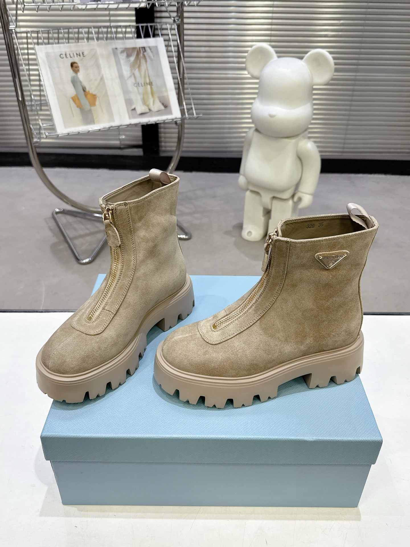 PRADA 25S ZIP-UP ANKLE BOOTS IN BEIGE SUEDE - 35
