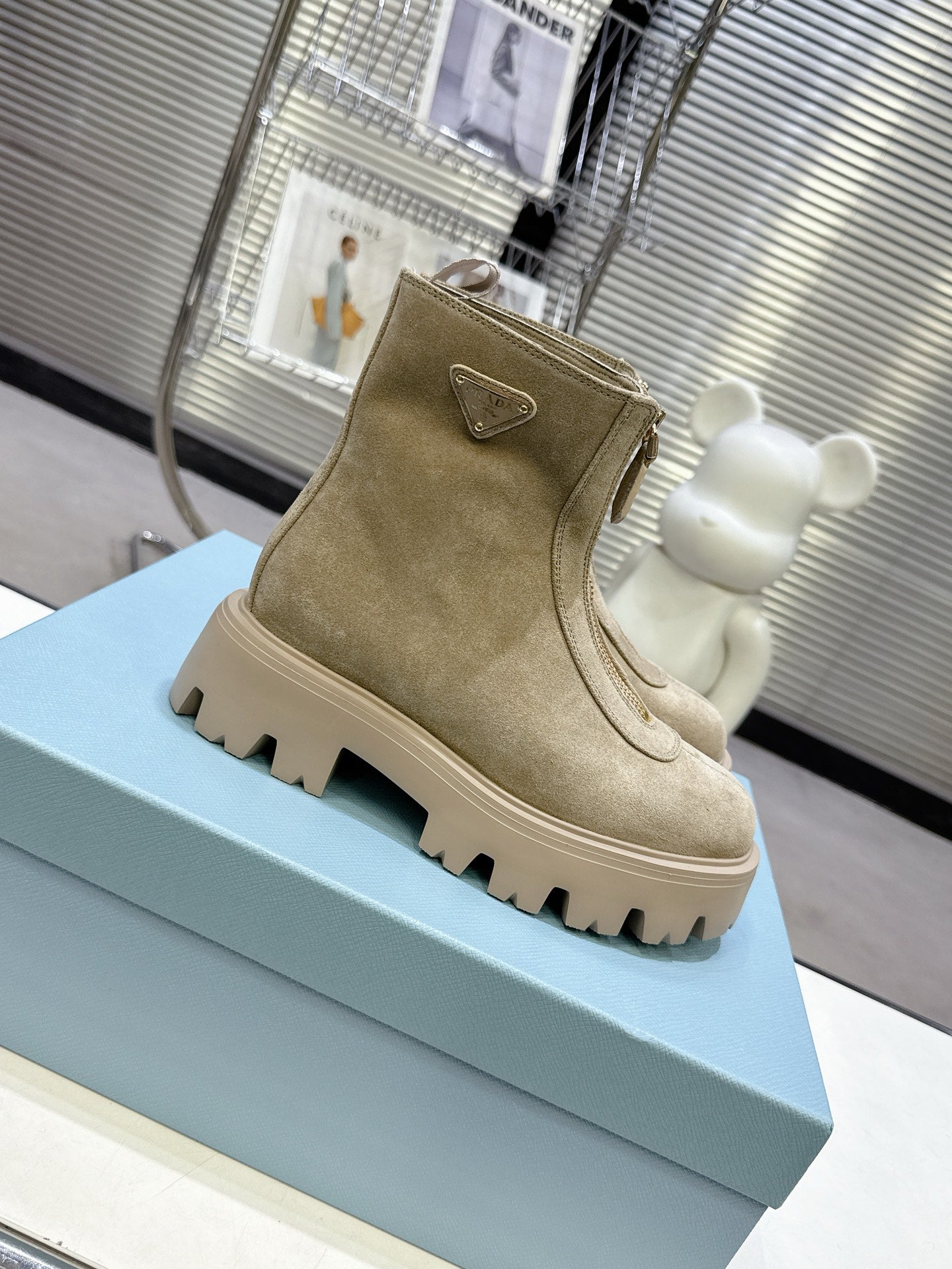 PRADA 25S ZIP-UP ANKLE BOOTS IN BEIGE SUEDE - 35