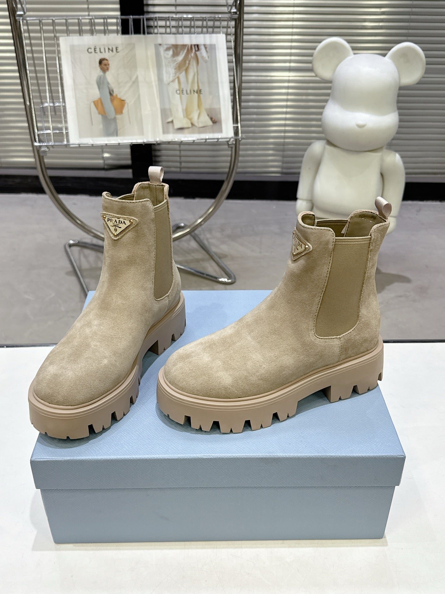 PRADA 25S RETRO PLATFORM MARTIN ANKLE BOOTS IN BEIGE SUEDE - 35