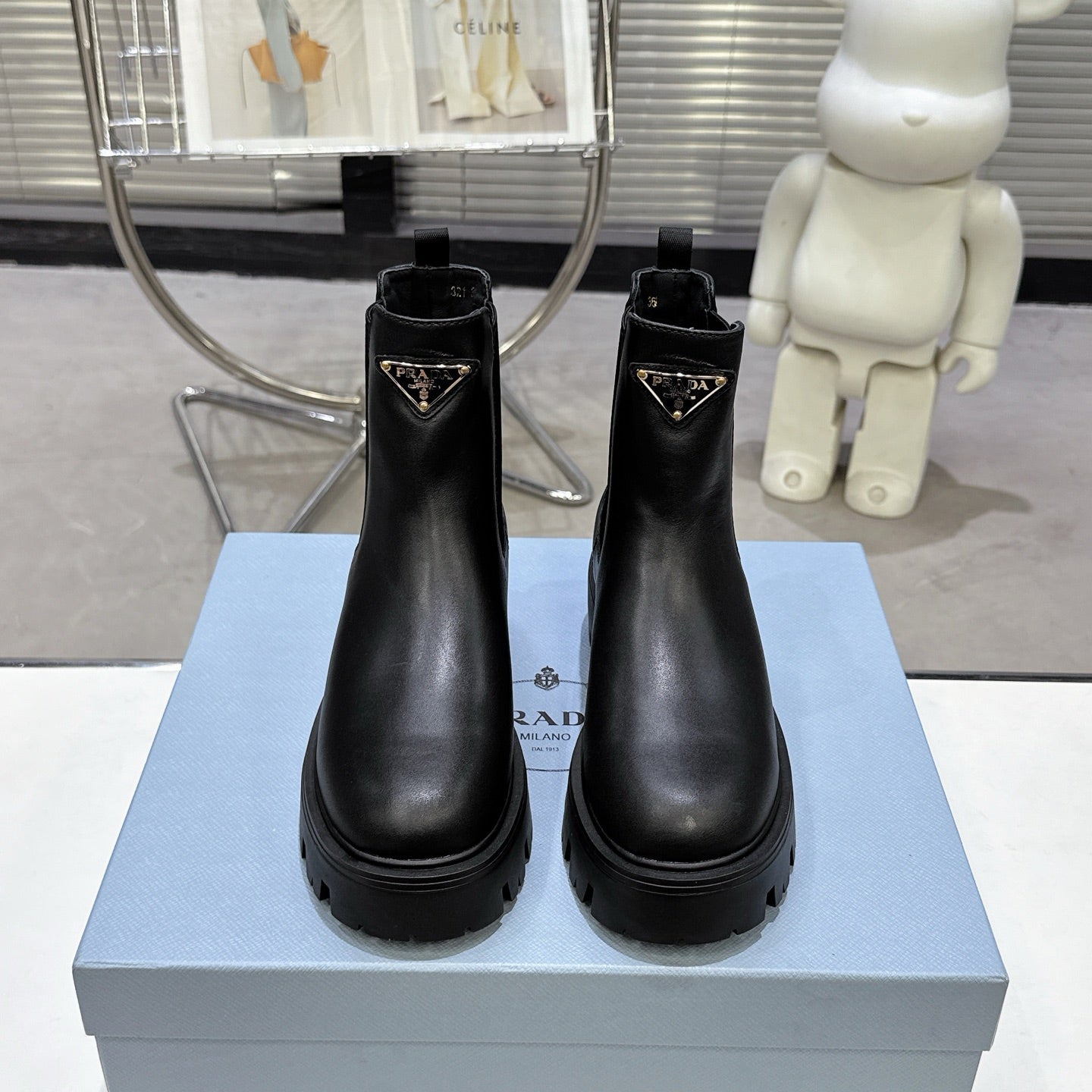 PRADA 25S RETRO PLATFORM MARTIN ANKLE BOOTS IN BLACK CALFSKIN - 35