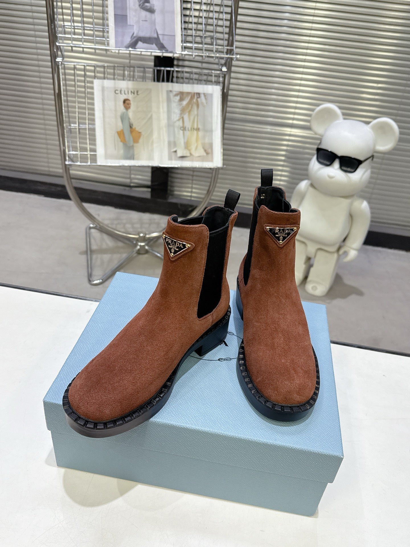 PRADA 25S RETRO PLATFORM MARTIN BOOTS IN BROWN SUEDE - 35
