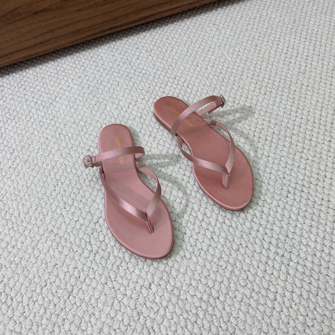 SL CRYSTAL BUCKLE THONG SANDAL LIGHT PINK SATIN - 35