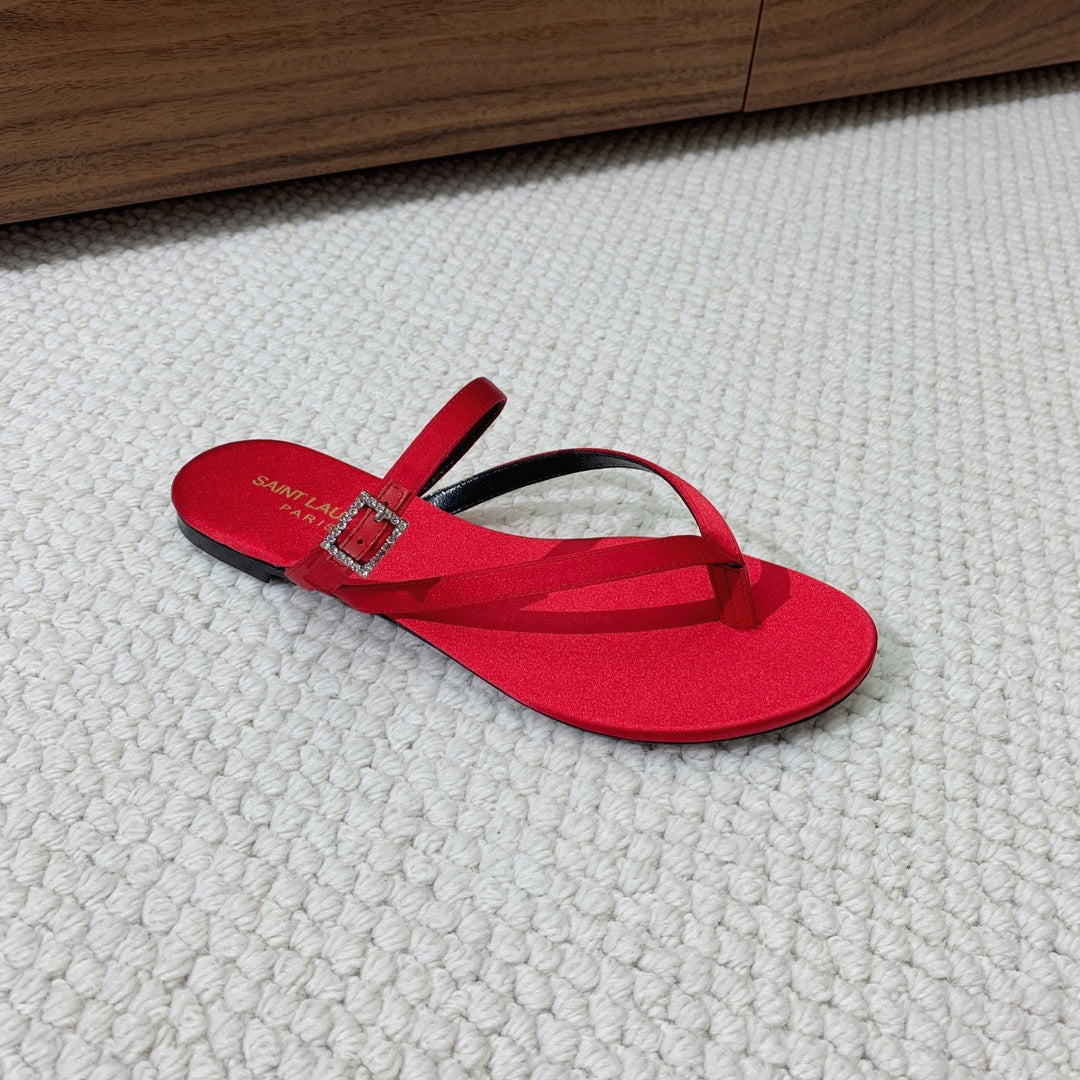 SL CRYSTAL BUCKLE THONG SANDAL RED SATIN - 35