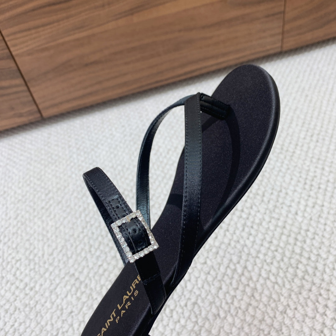 SL CRYSTAL BUCKLE THONG SANDAL BLACK SATIN - 35