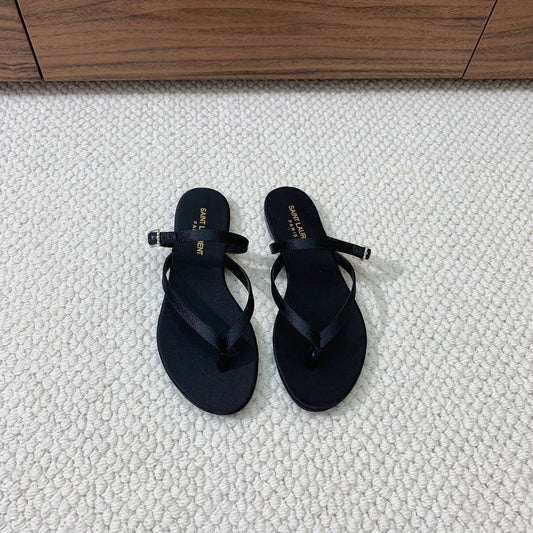 SL CRYSTAL BUCKLE THONG SANDAL BLACK SATIN - 35