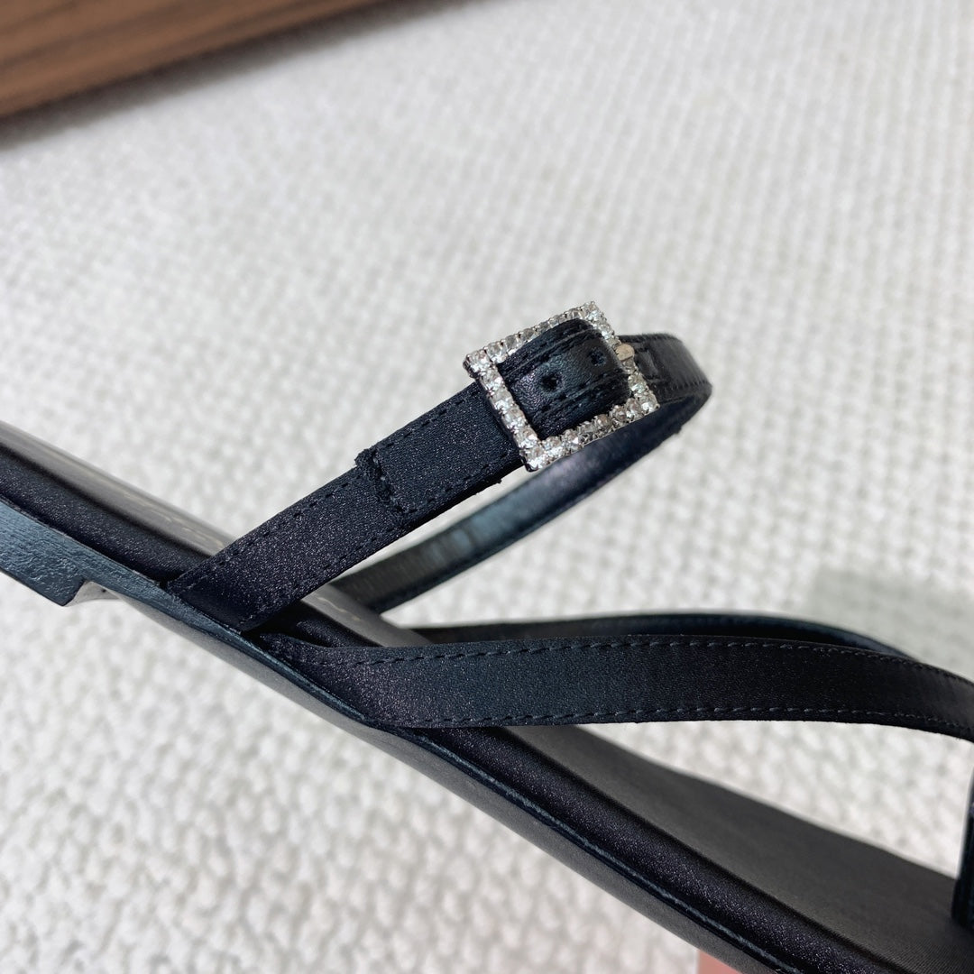 SL CRYSTAL BUCKLE THONG SANDAL BLACK SATIN - 35