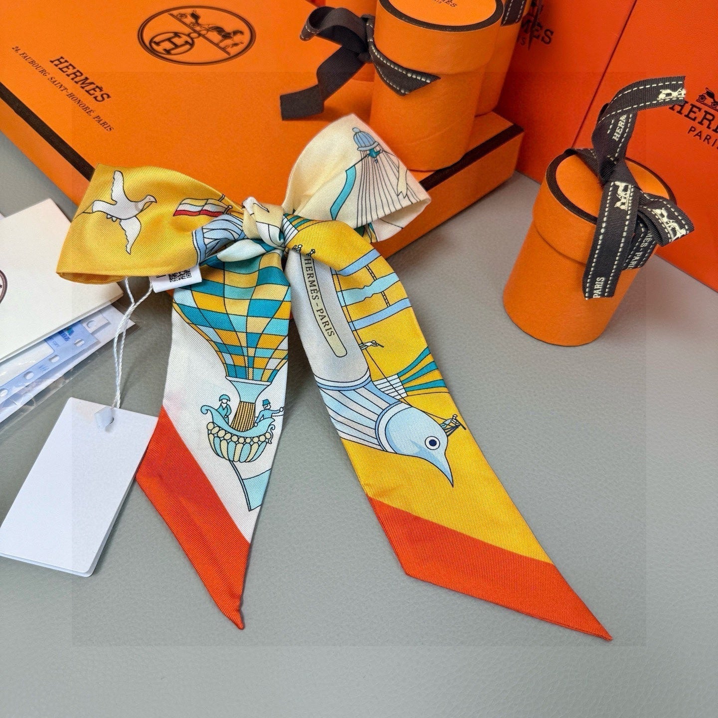 ХУСТКА HERMES 25S 86 З ШОВКУ 991545