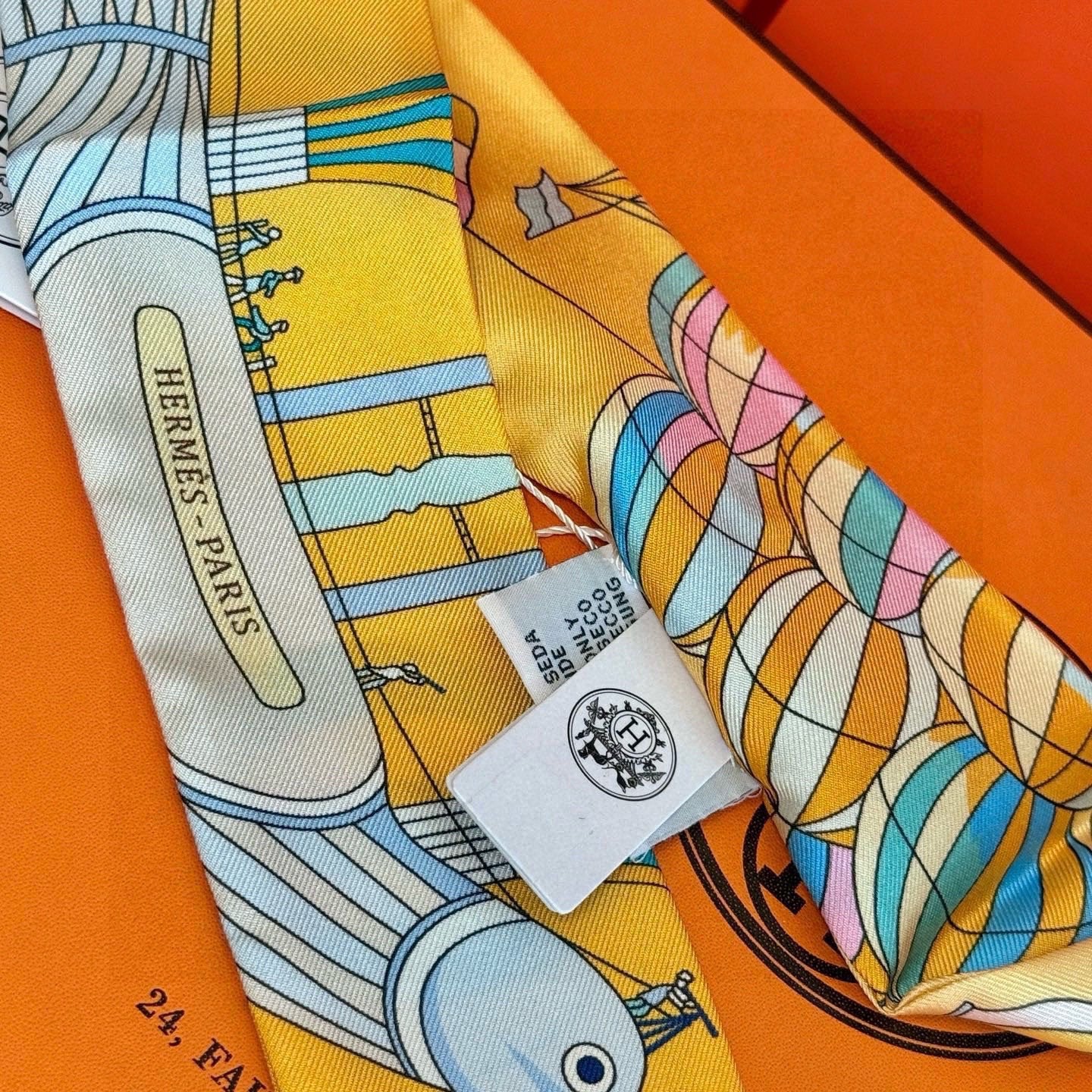 ХУСТКА HERMES 25S 86 З ШОВКУ 991545