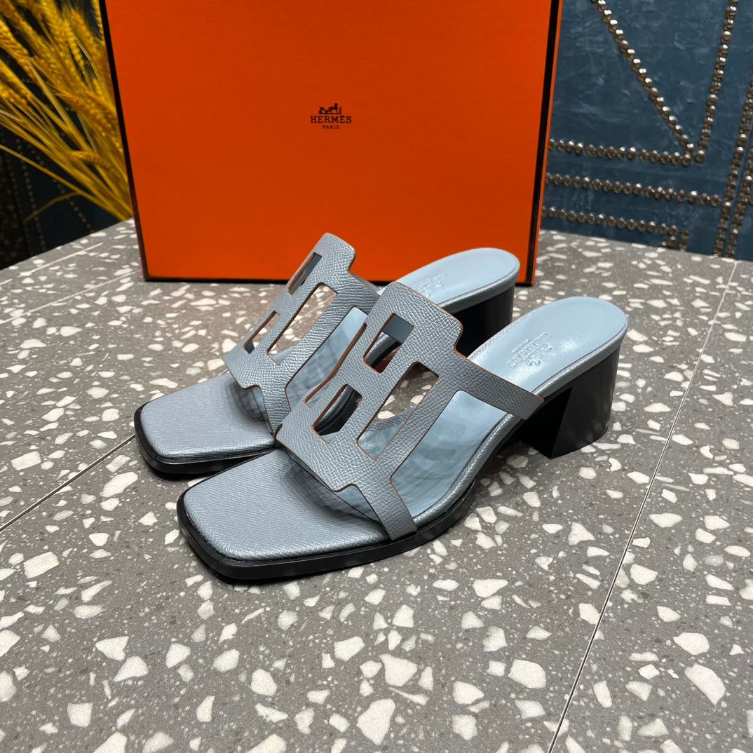 IZZY 50 MM SANDAL IN POWER BLUE SHEEPSKIN - 35