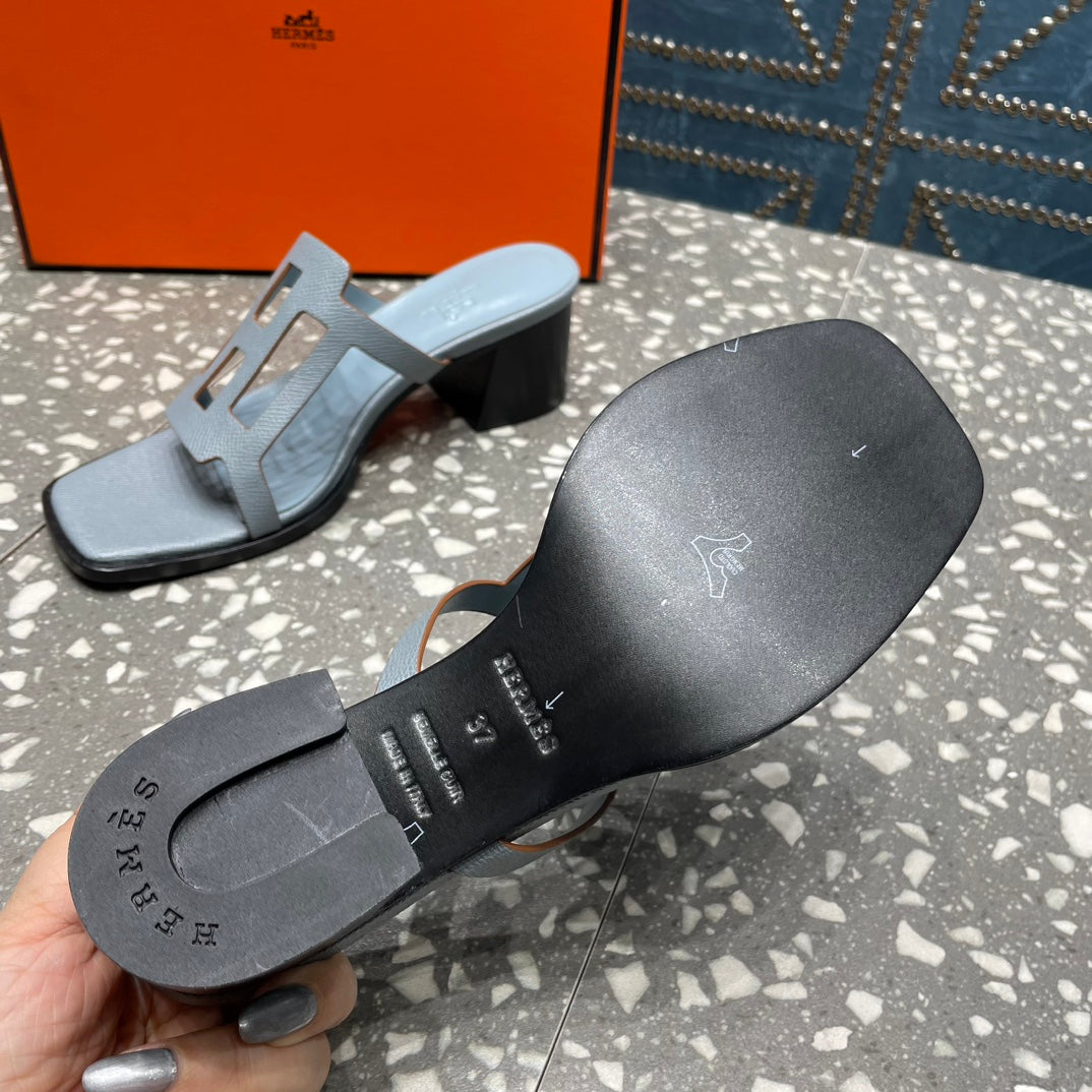 IZZY 50 MM SANDAL IN POWER BLUE SHEEPSKIN - 35