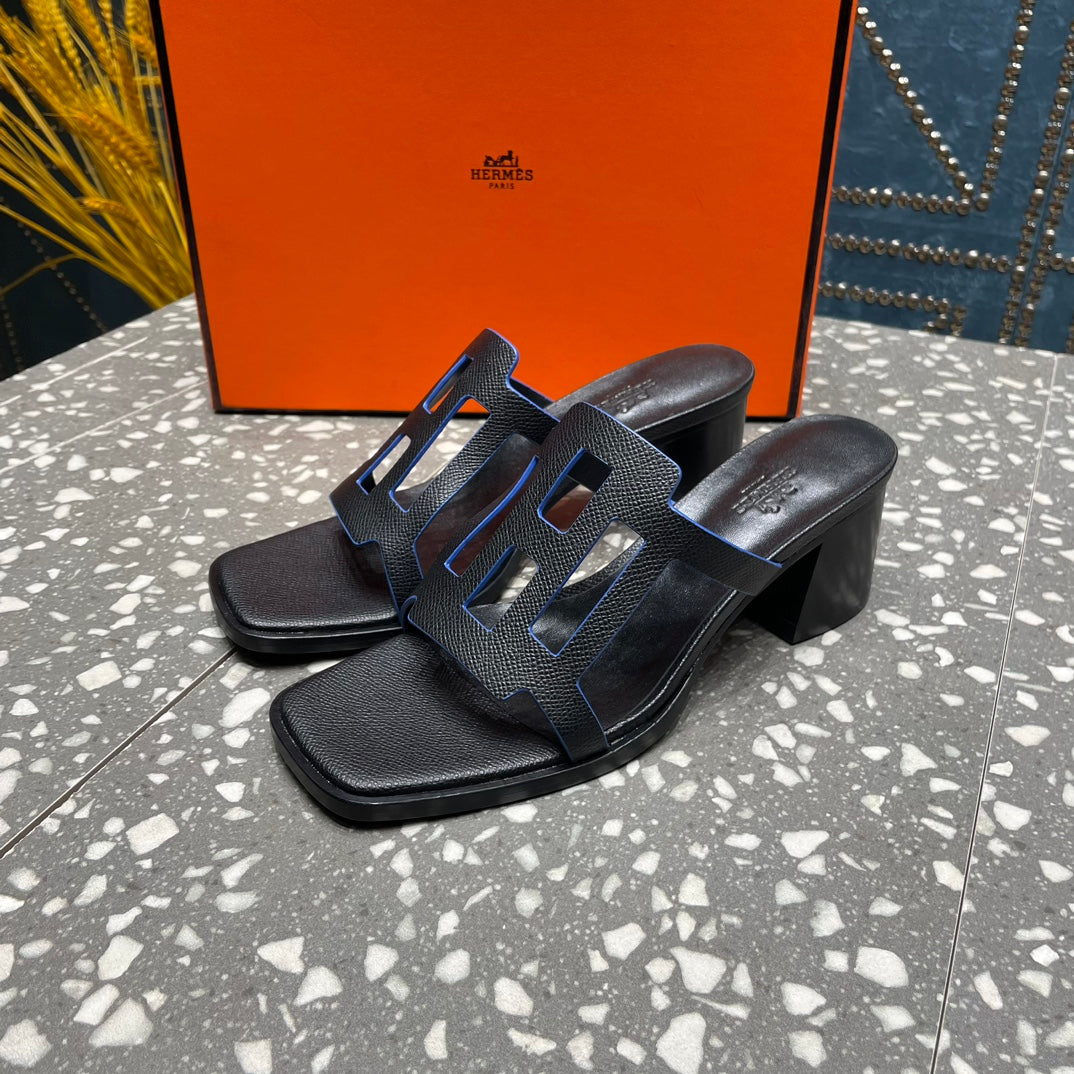 IZZY 50 MM SANDAL IN BLACK SHEEPSKIN - 35