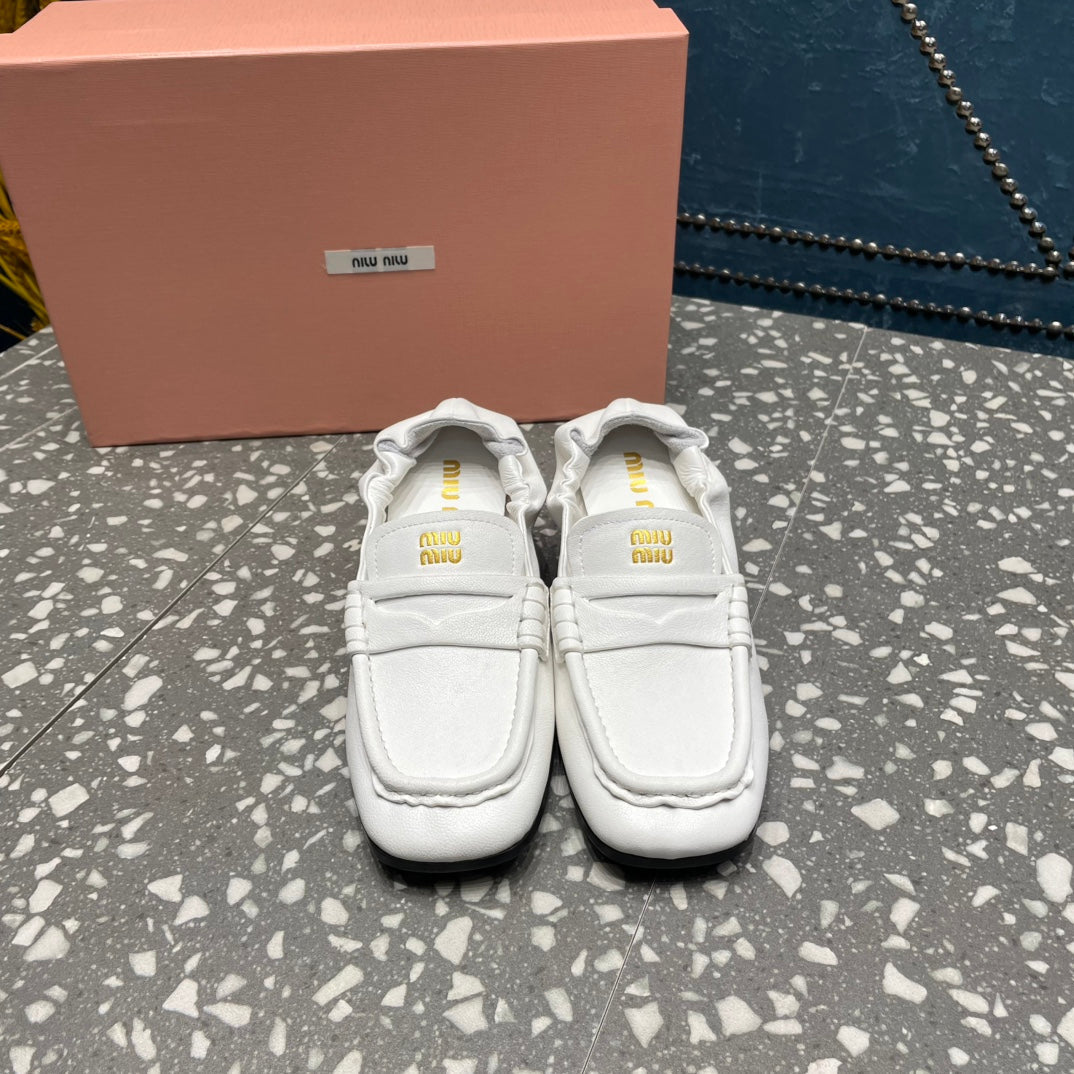 HIGH BROGUE LOAFERS IN WHITE LAMBSKIN - 35