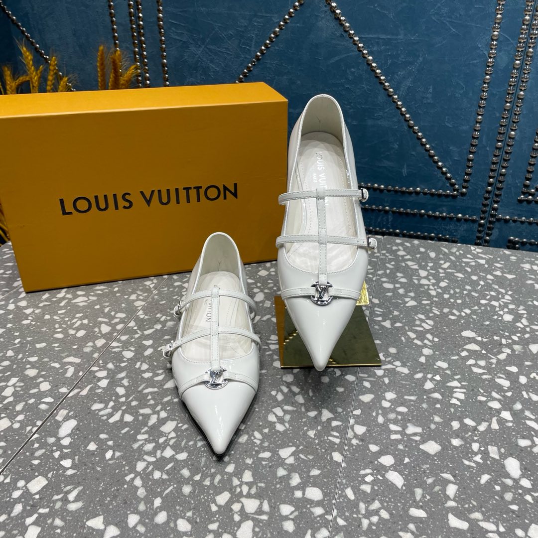 POINTED FLAT SHOES IN WHITE CALFSKIN - 35