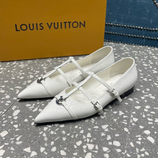POINTED FLAT SHOES IN WHITE CALFSKIN - 35