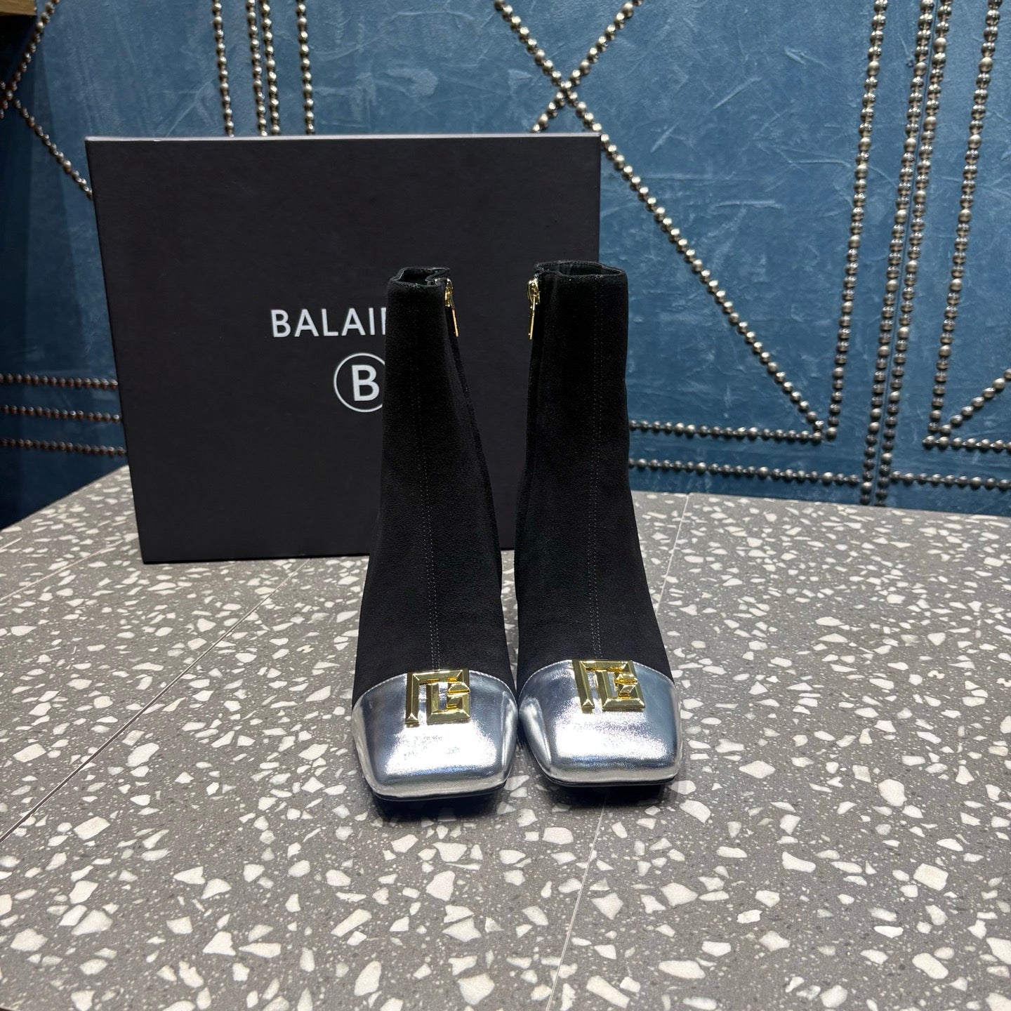 ЧЕРЕВИКИ BALMAIN 26S 65 ММ З ЧОРНОЇ ЗАМШІ ТА СРІБНОЇ ТЕЛЯЧОЇ ШКІРИ