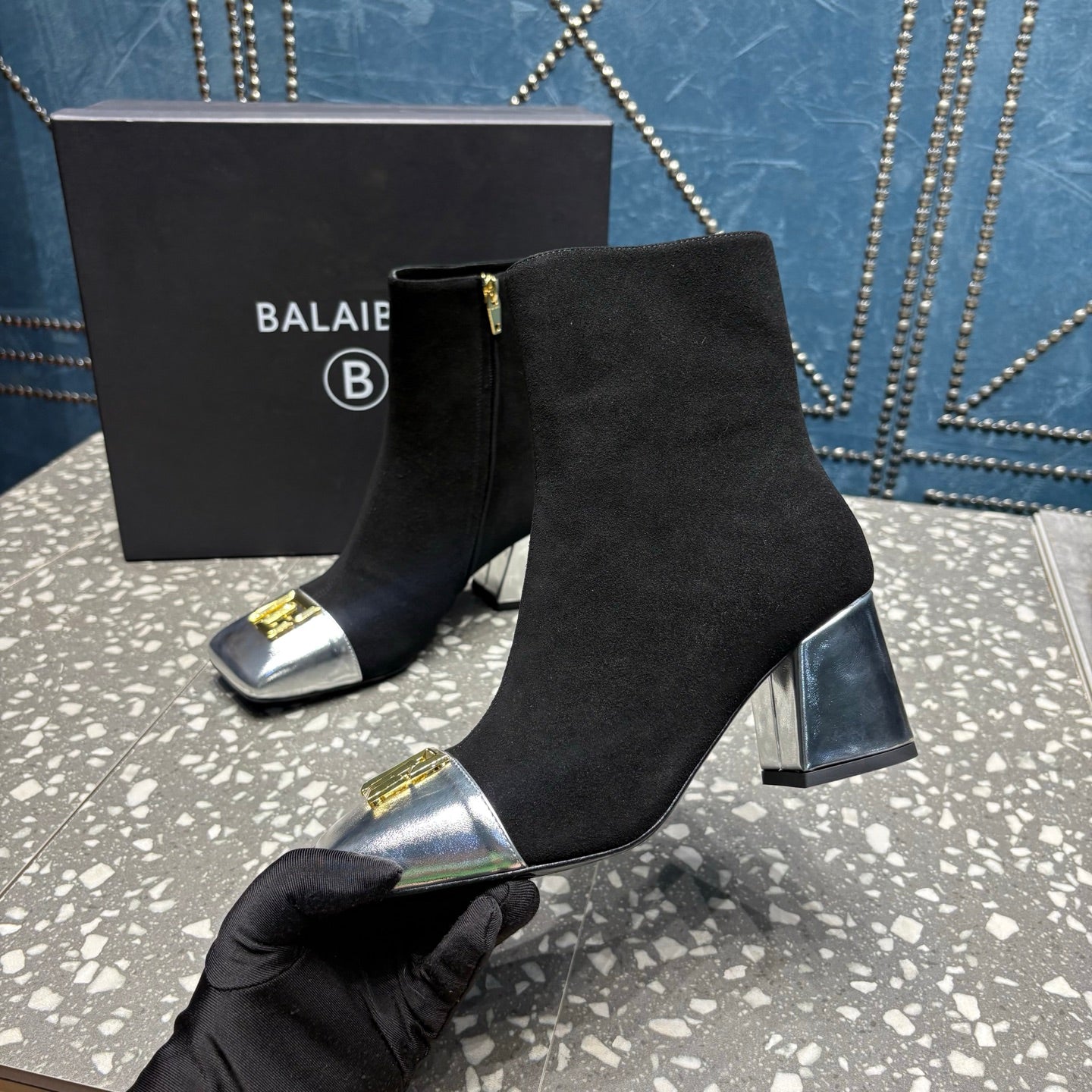 ЧЕРЕВИКИ BALMAIN 26S 65 ММ З ЧОРНОЇ ЗАМШІ ТА СРІБНОЇ ТЕЛЯЧОЇ ШКІРИ
