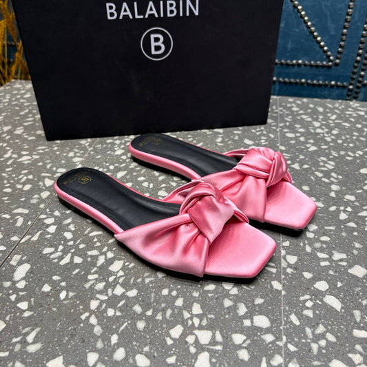 Шльопки BALMAIN 26S з рожевого сатину