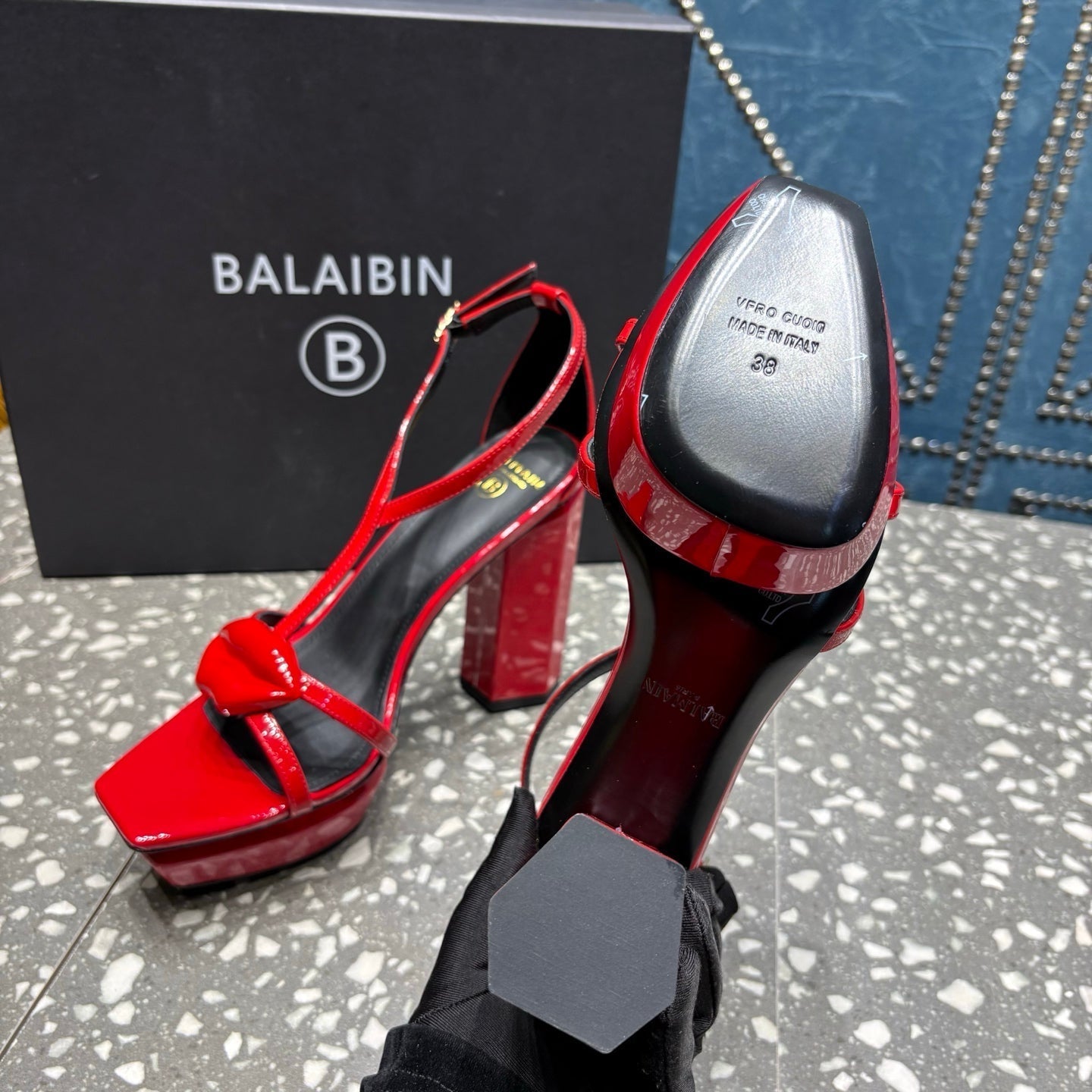 БОСОНІЖКИ BALMAIN 26S НА ВИСОКИХ ПІДБОРАХ 105 ММ З ЧЕРВОНОЇ ТЕЛЯЧОЇ ШКІРИ, СТИЛЬ 9