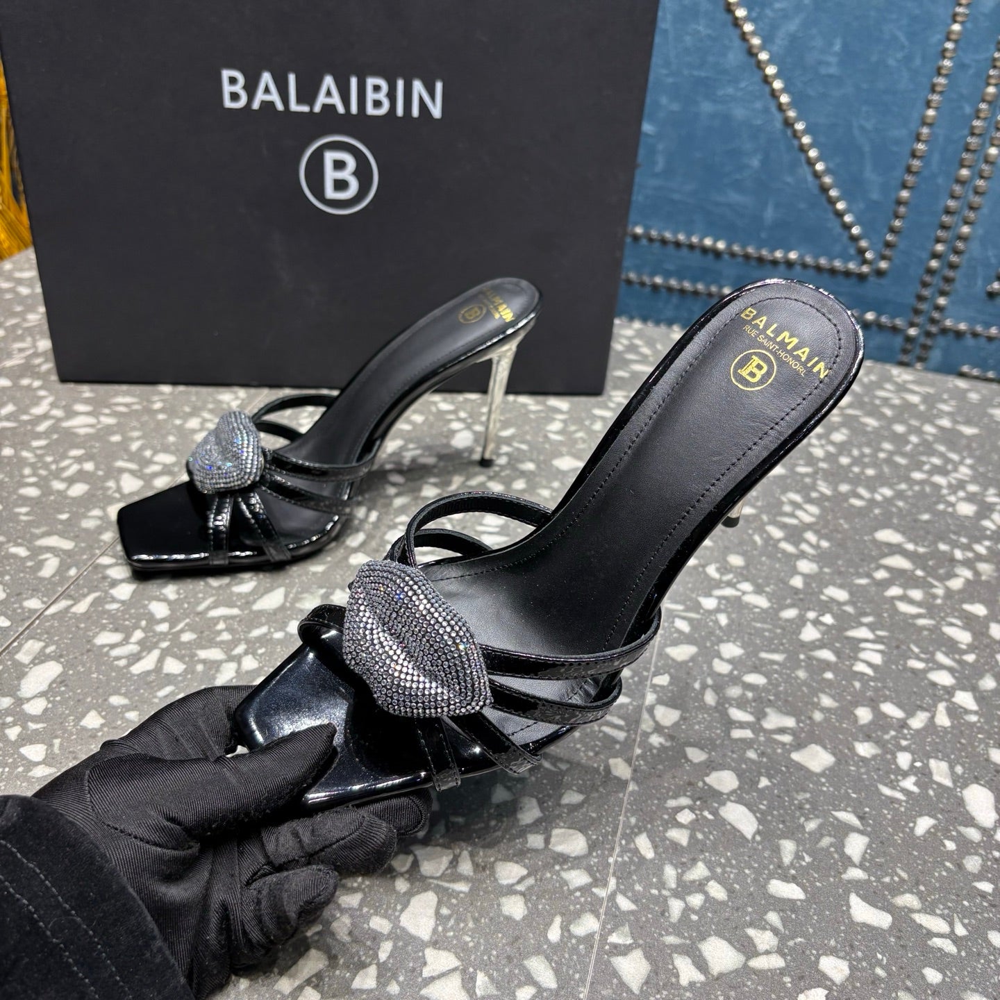 БОСОНІЖКИ BALMAIN 26S НА ВИСОКИХ ПІДБОРАХ 95 ММ З ЧОРНОЇ ТЕЛЯЧОЇ ШКІРИ, МОДЕЛЬ 6