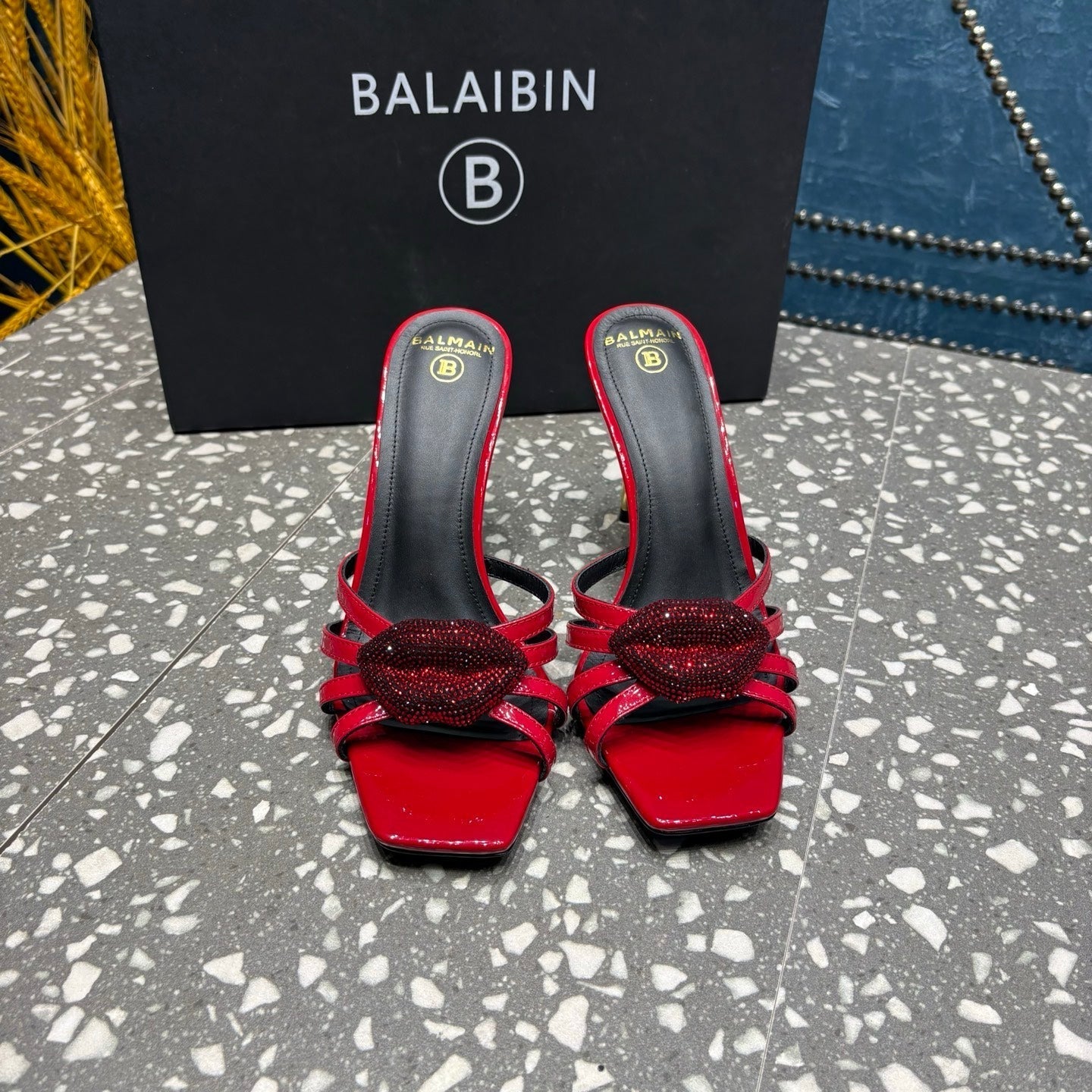BALMAIN 26S БОСОНІЖКИ НА ВИСОКИХ ПІДБОРАХ 95 ММ З ТЕМНО-ЧЕРВОНОЇ ТЕЛЯЧОЇ ШКІРИ СТИЛЬ 4