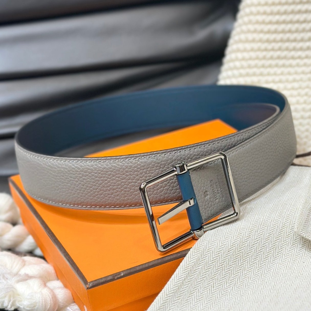 HM HADRIEN 38MM REVERSIBLE BELT GREY AND AEGEAN BLUE LEATHER SILVER BUCKLE - 30