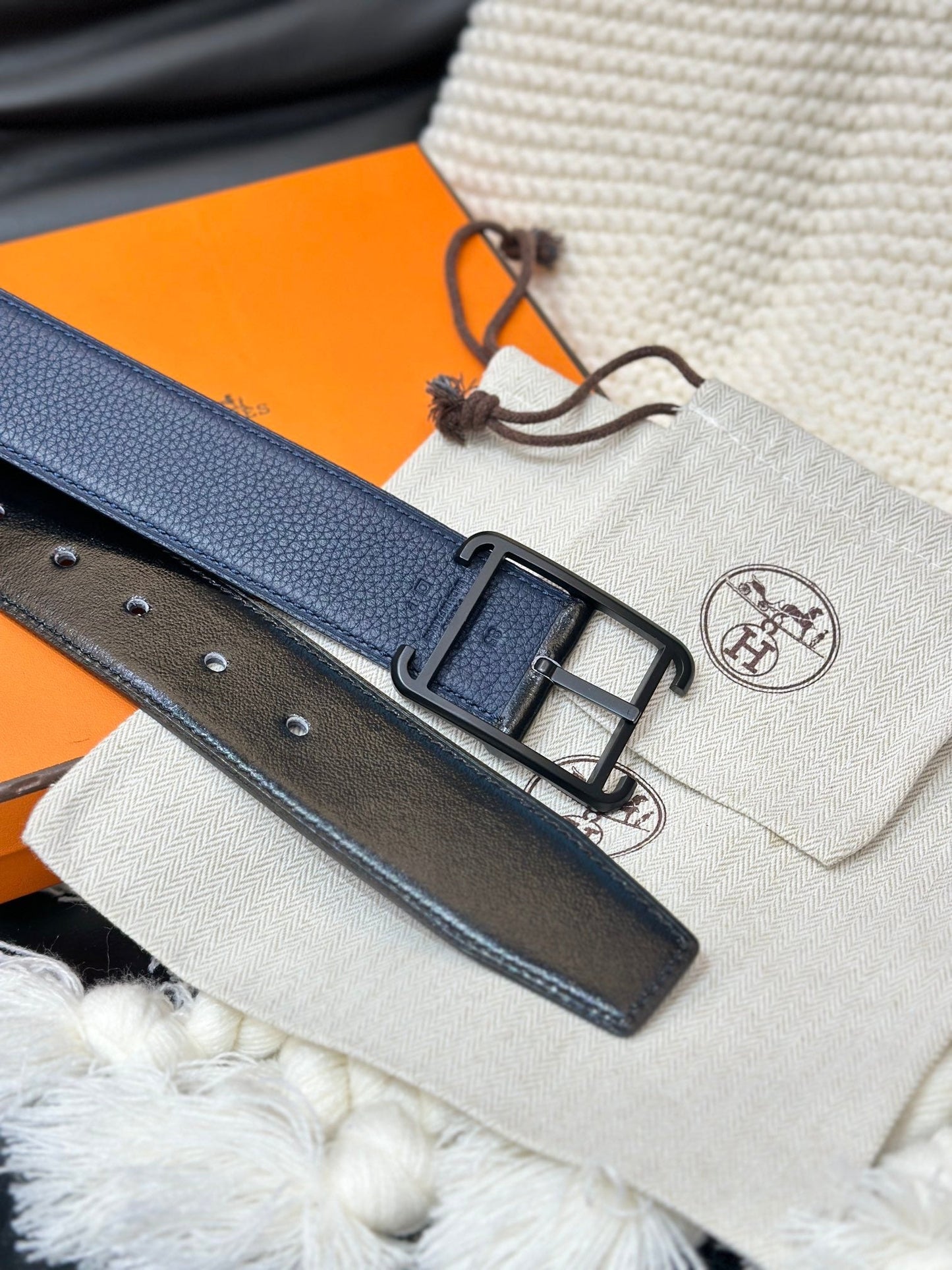 HM HADRIEN 38MM REVERSIBLE BELT NAVY BLUE AND BLACK LEATHER BLACK BUCKLE - 30
