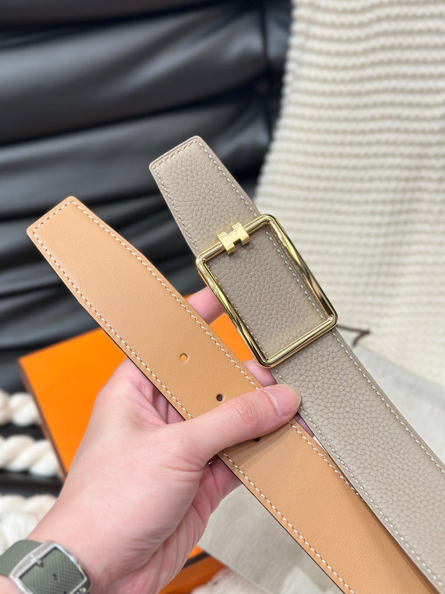 HM TUBE H BELT GOLD BUCKLE & REVERSIBLE HONEY ORANGE LEATHER STRAP 38MM - 30