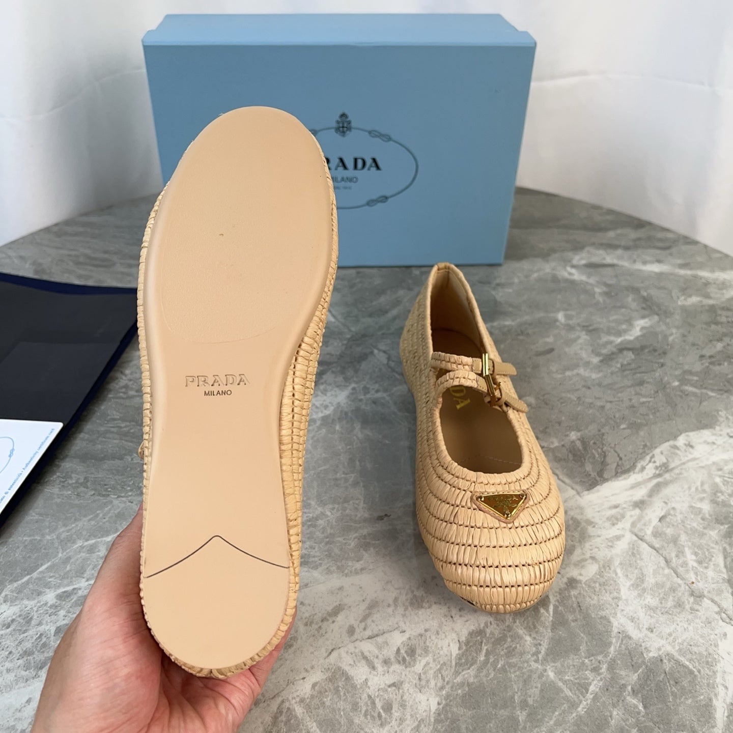 PRADA 25S BALLET FLAT IN NATURAL RAFFIA AND CALFSKIN - 35