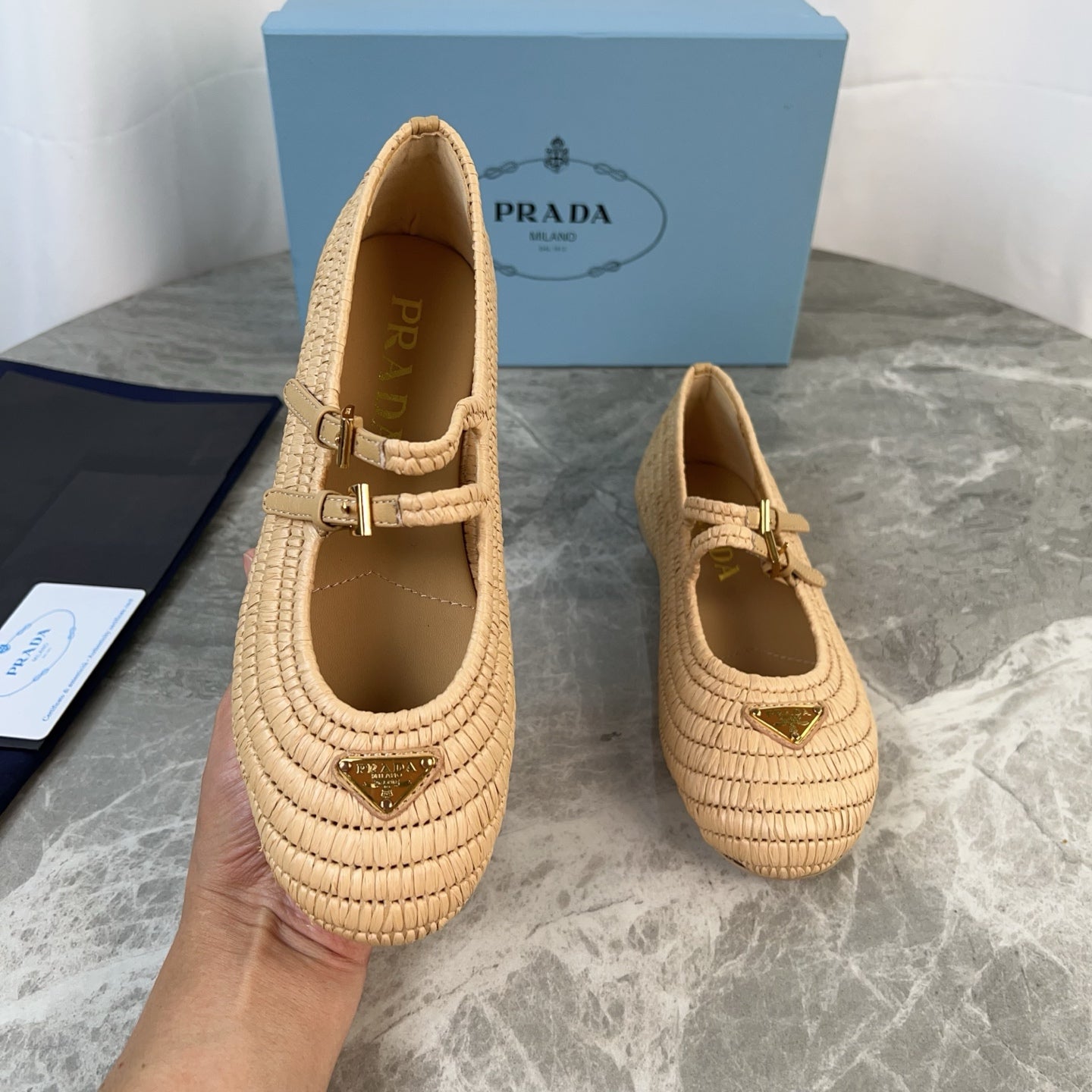 PRADA 25S BALLET FLAT IN NATURAL RAFFIA AND CALFSKIN - 35