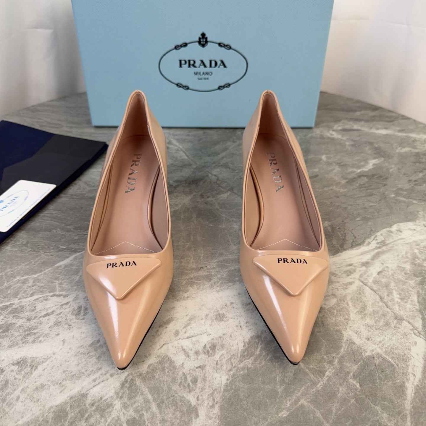 PRADA 25S POINTED-TOE HIGH HEELS 55 MM IN WARM BEIGE LAMBSKIN - 34