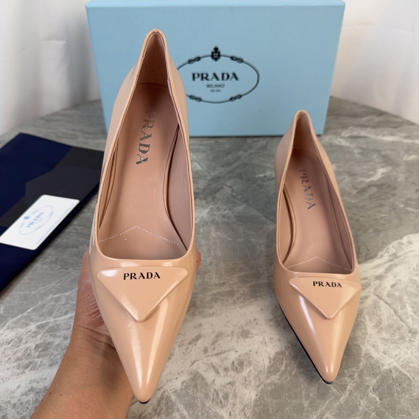PRADA 25S POINTED-TOE HIGH HEELS 55 MM IN WARM BEIGE LAMBSKIN - 34