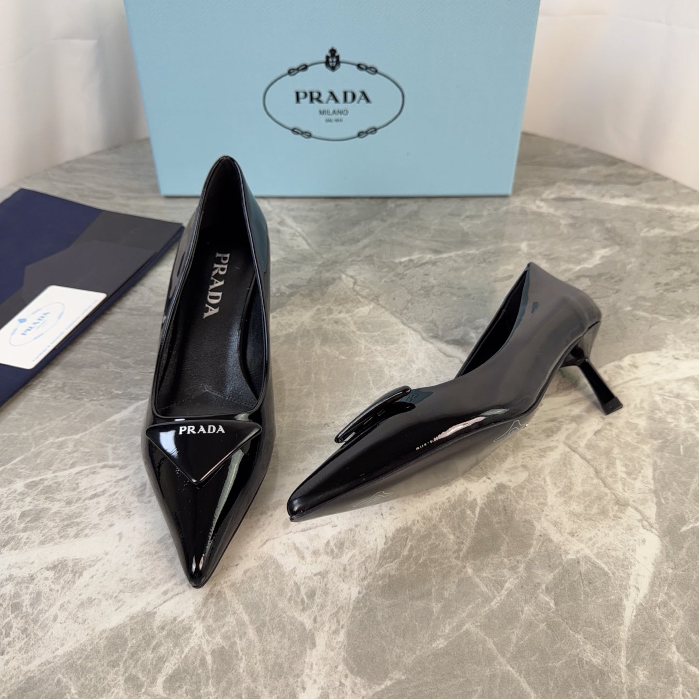 PRADA 25S POINTED-TOE HIGH HEELS 55 MM IN BLACK GLOSSY LAMBSKIN - 34