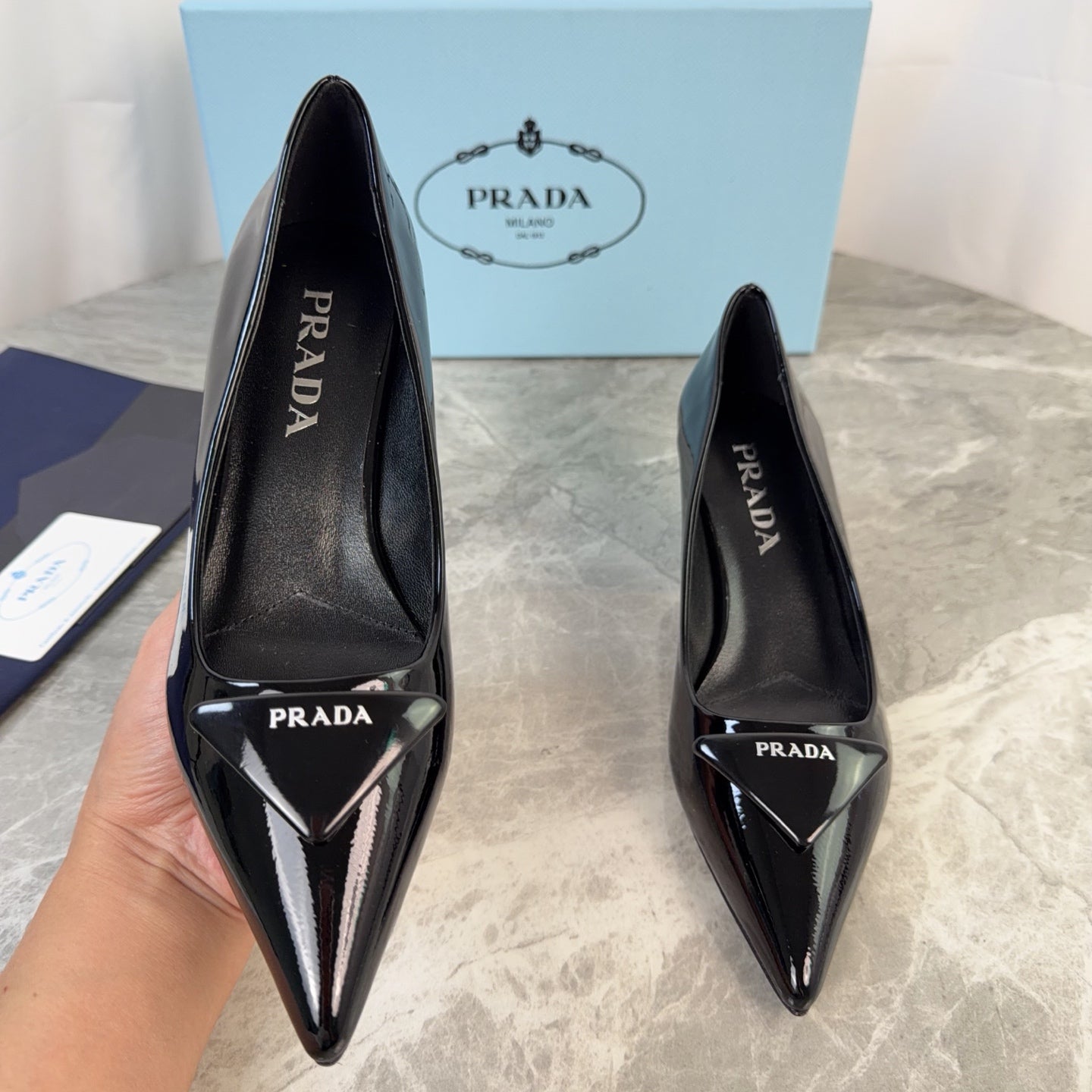 PRADA 25S POINTED-TOE HIGH HEELS 55 MM IN BLACK GLOSSY LAMBSKIN - 34