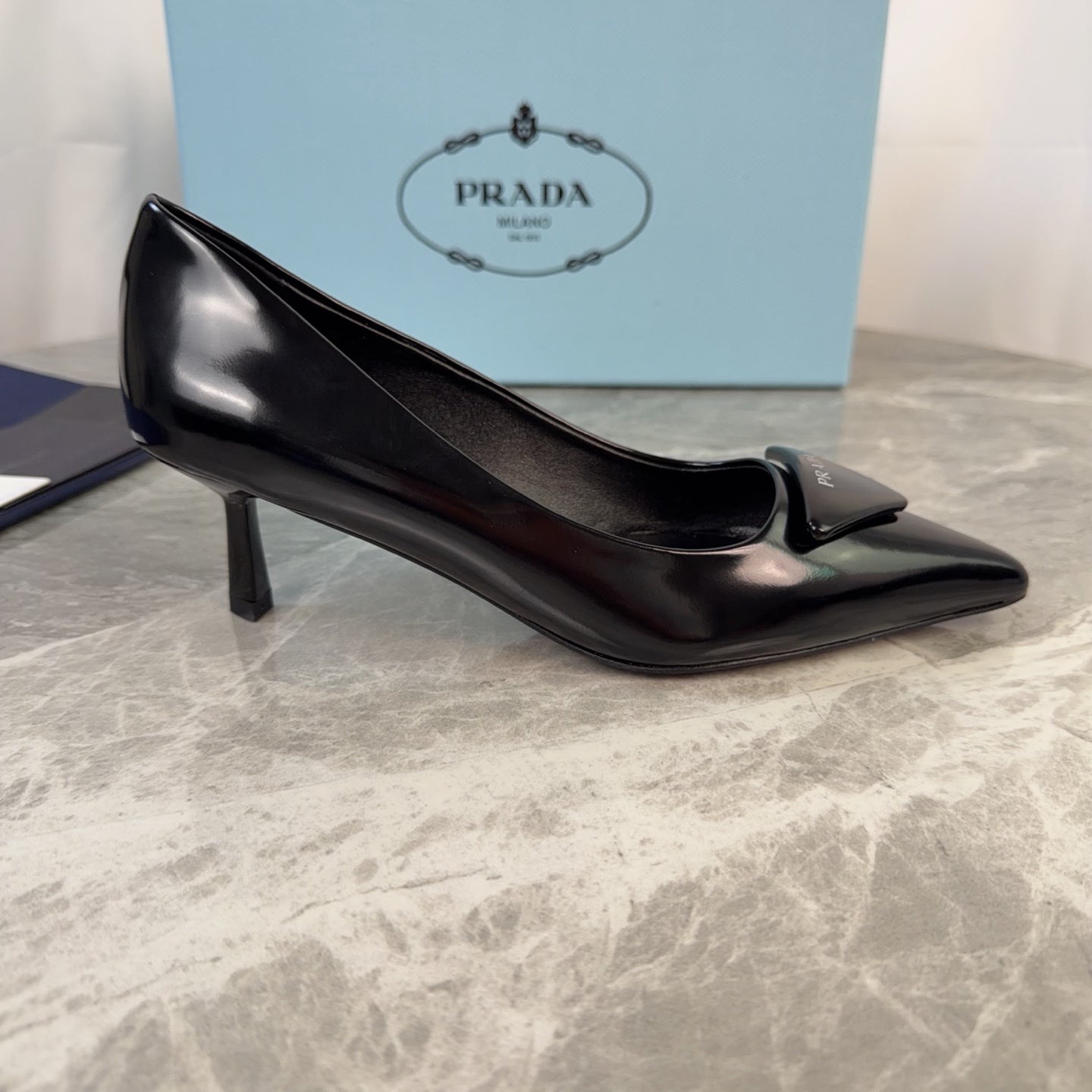 PRADA 25S POINTED-TOE HIGH HEELS 55 MM IN BLACK LAMBSKIN - 34