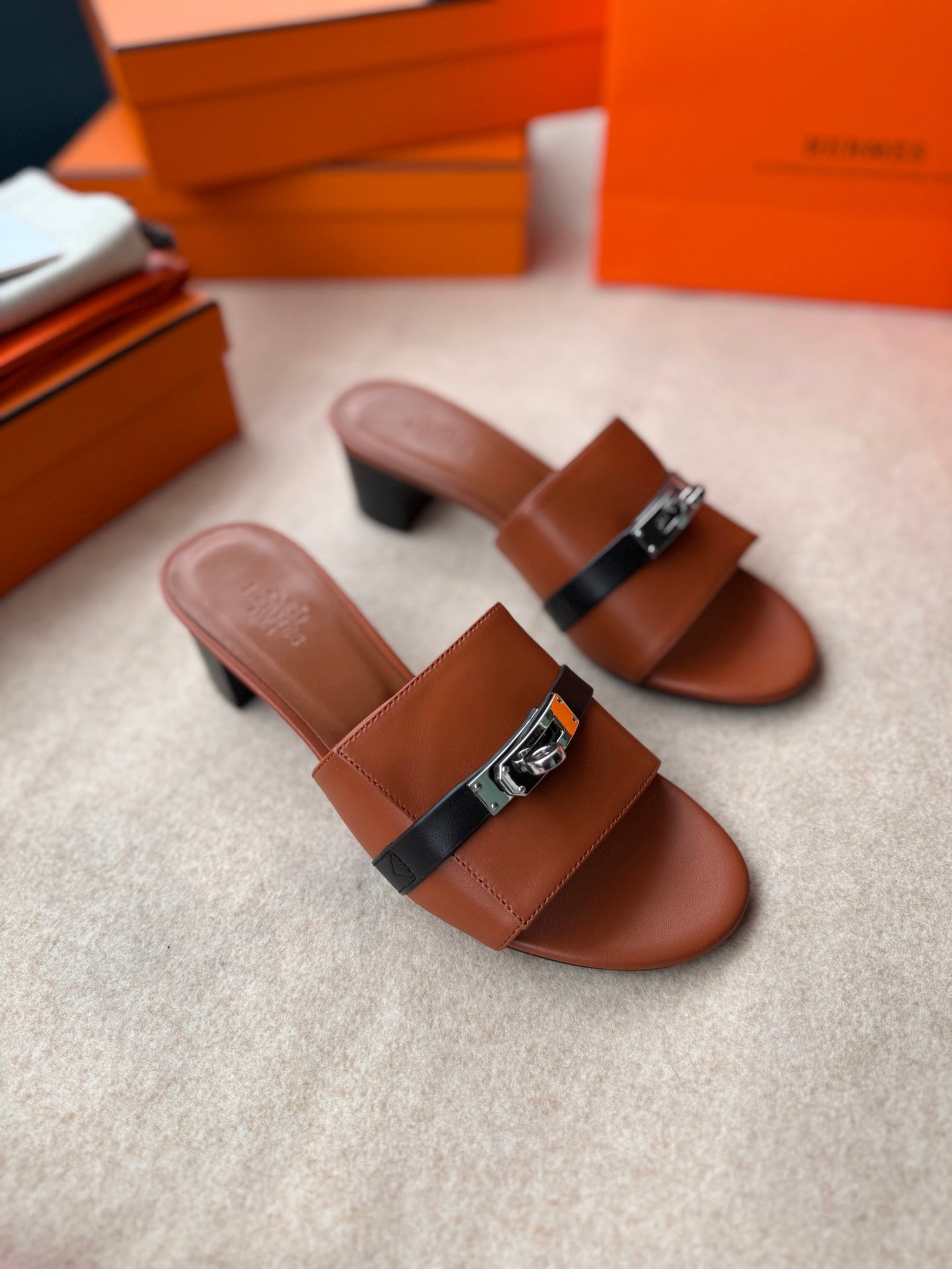 HIGH MULES IN BRONZE BROWN MIX BLACK CALFSKIN - 34