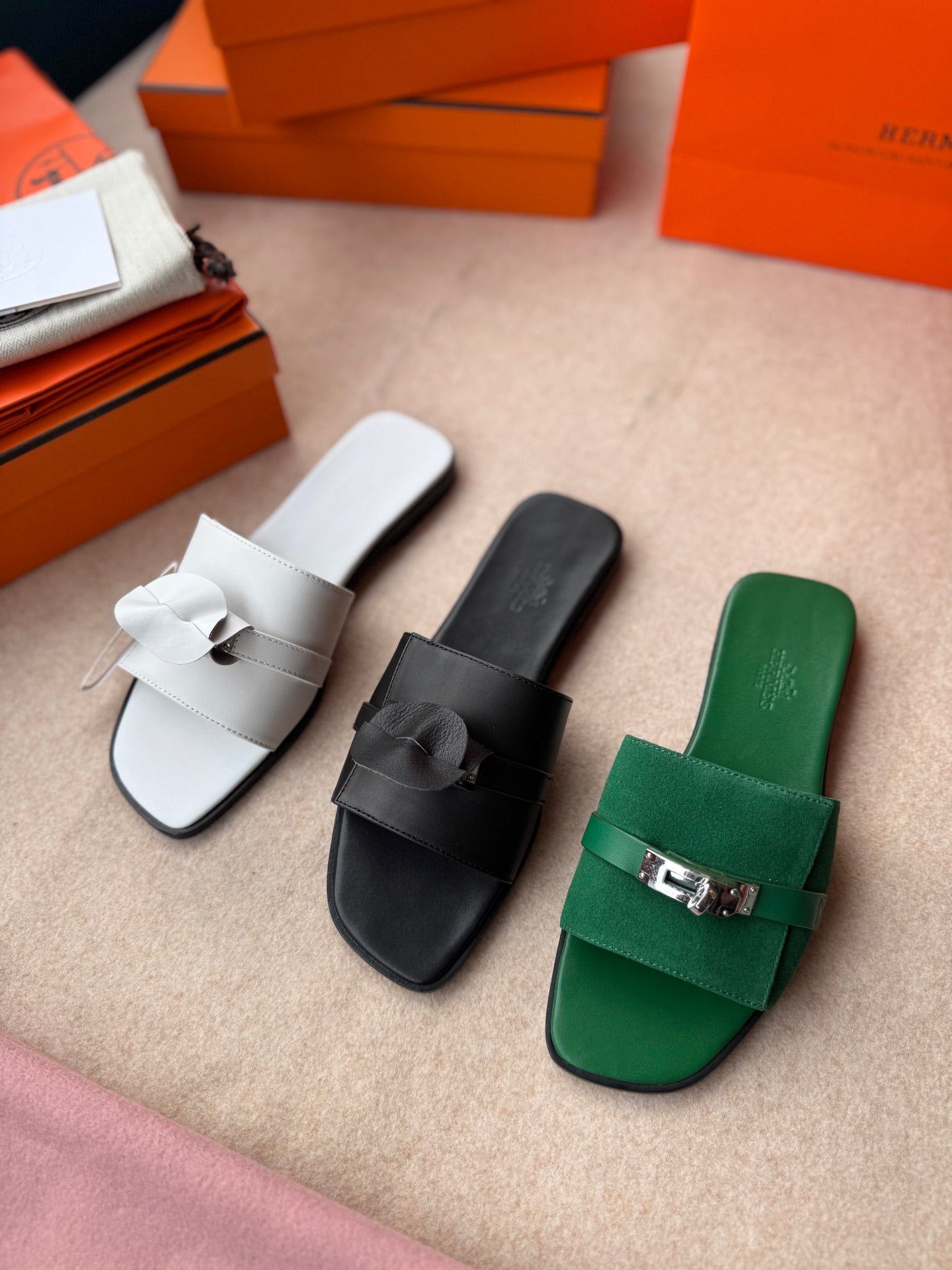 0RAN SANDALS IN EMERALD GREEN CALFSKIN - 34