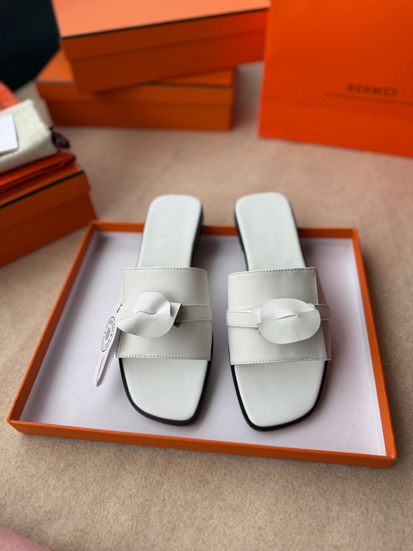 0RAN SANDALS IN WHITE CALFSKIN - 34