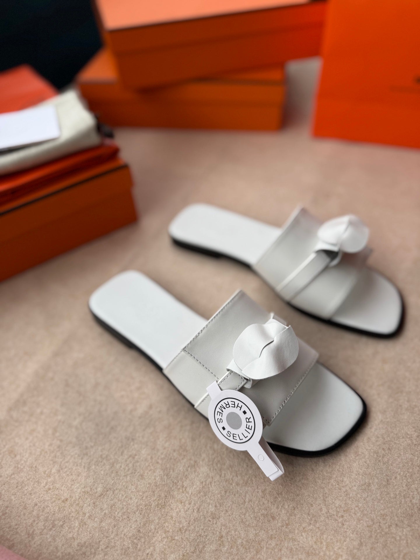 0RAN SANDALS IN WHITE CALFSKIN - 34