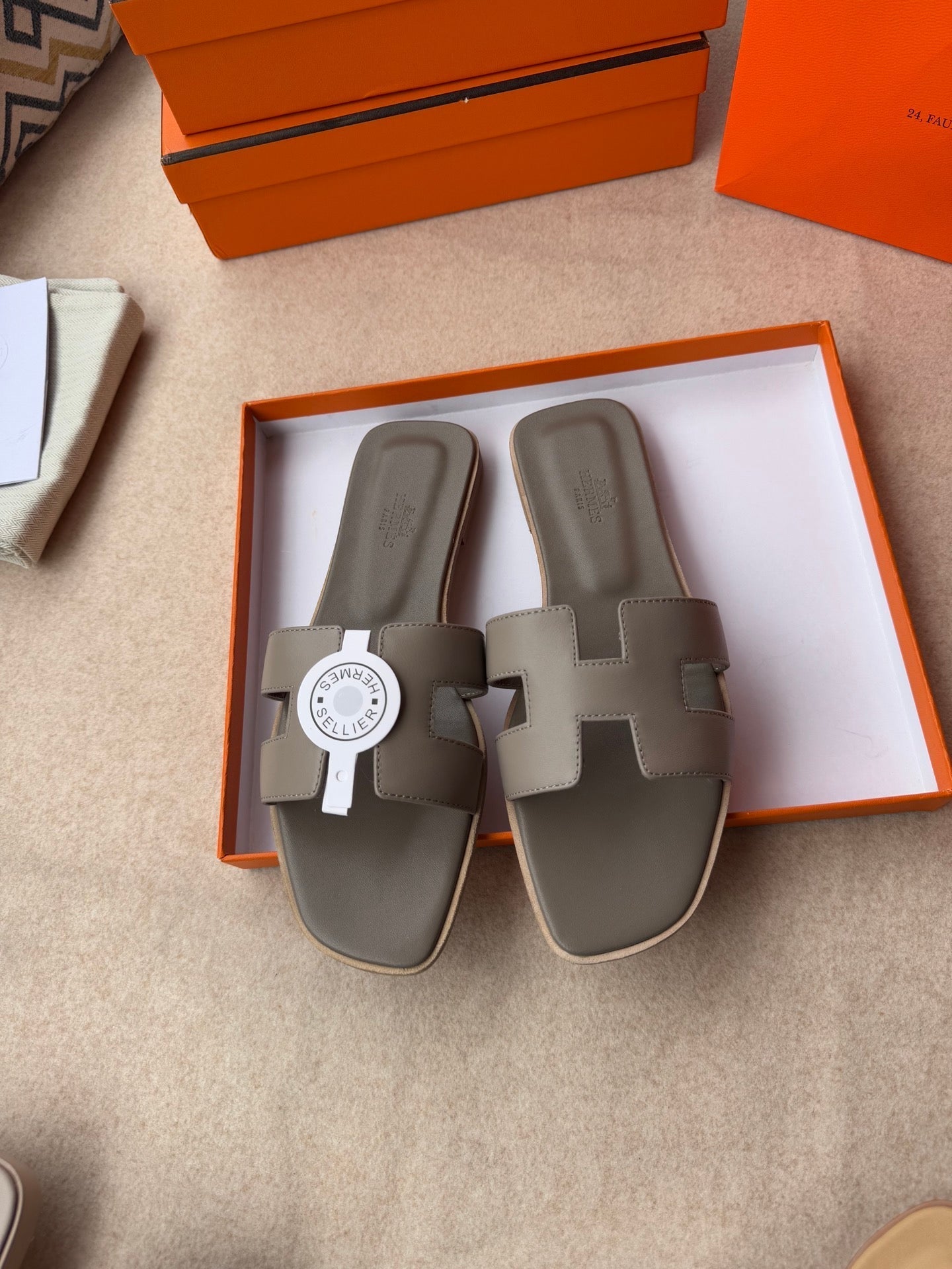 0RAN SANDALS IN CEDAR BROWN CALFSKIN - 34