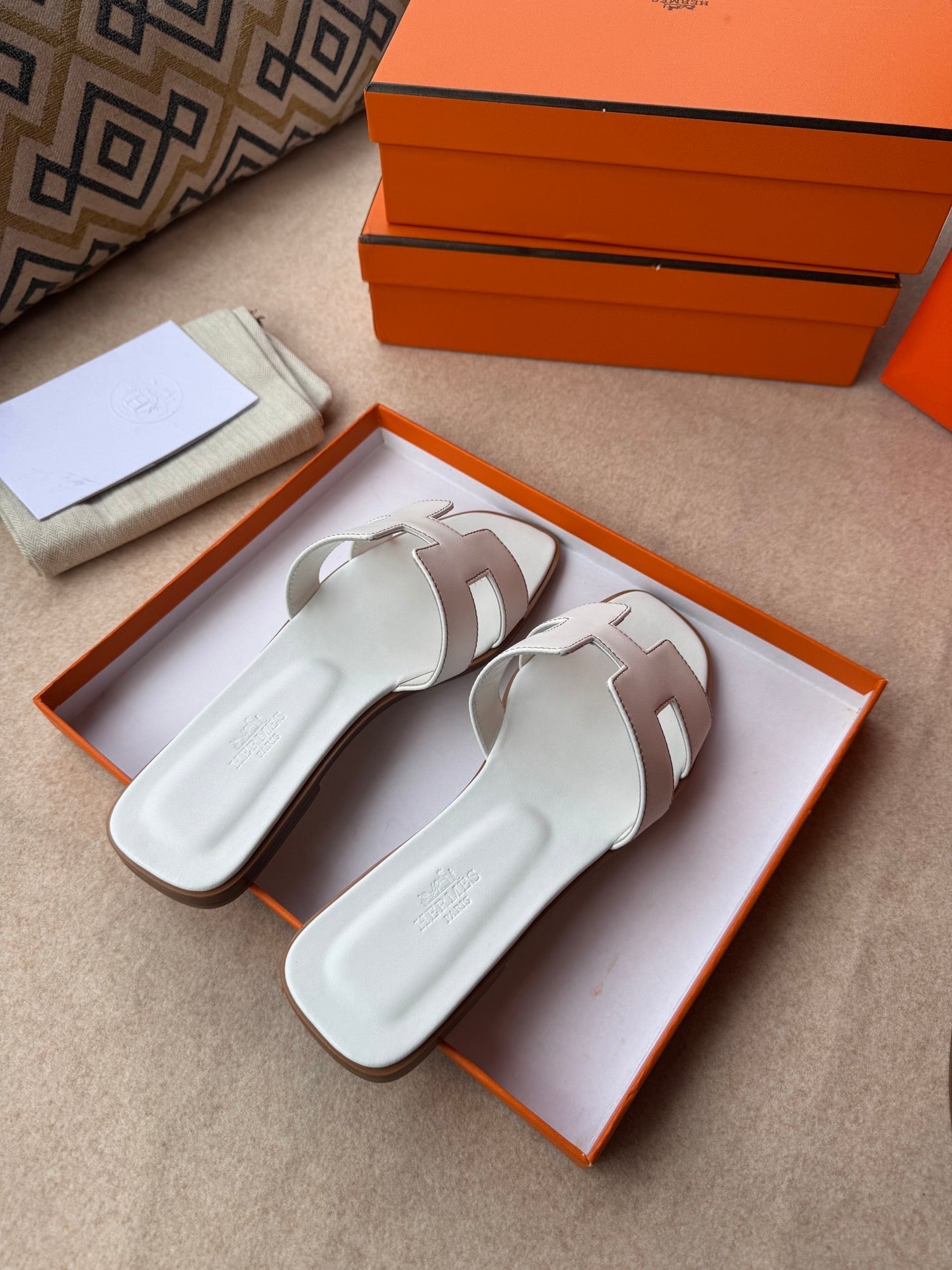 0RAN SANDALS IN WHITE CALFSKIN - 34