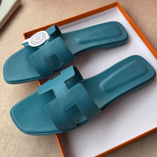 0RAN SANDALS IN SAPPHIRE BLUE CALFSKIN - 34