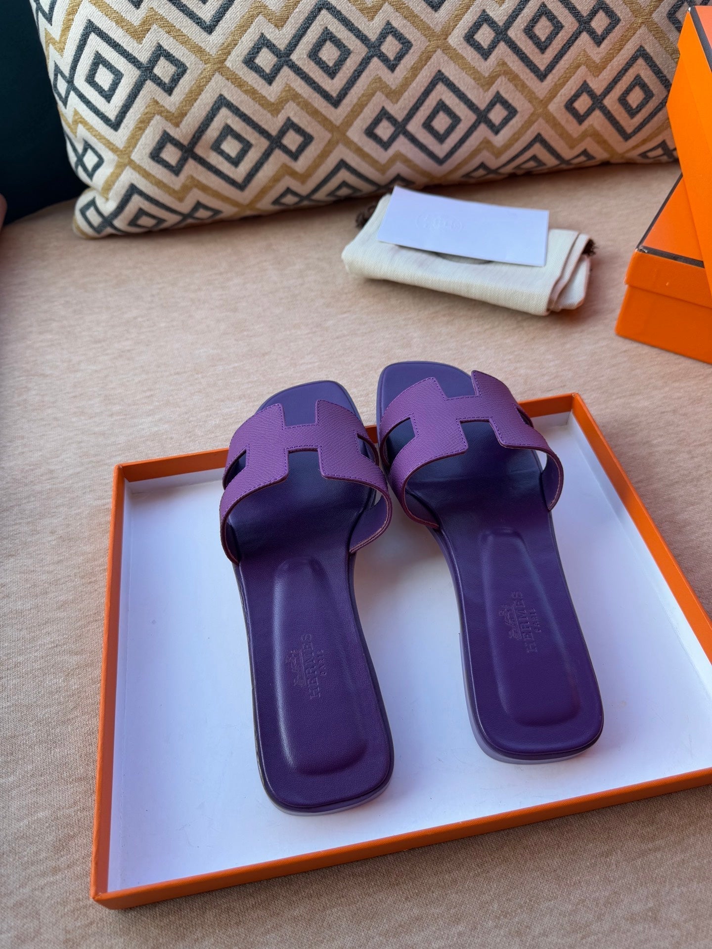 0RAN SANDALS IN ROYAL PURPLE CALFSKIN - 34